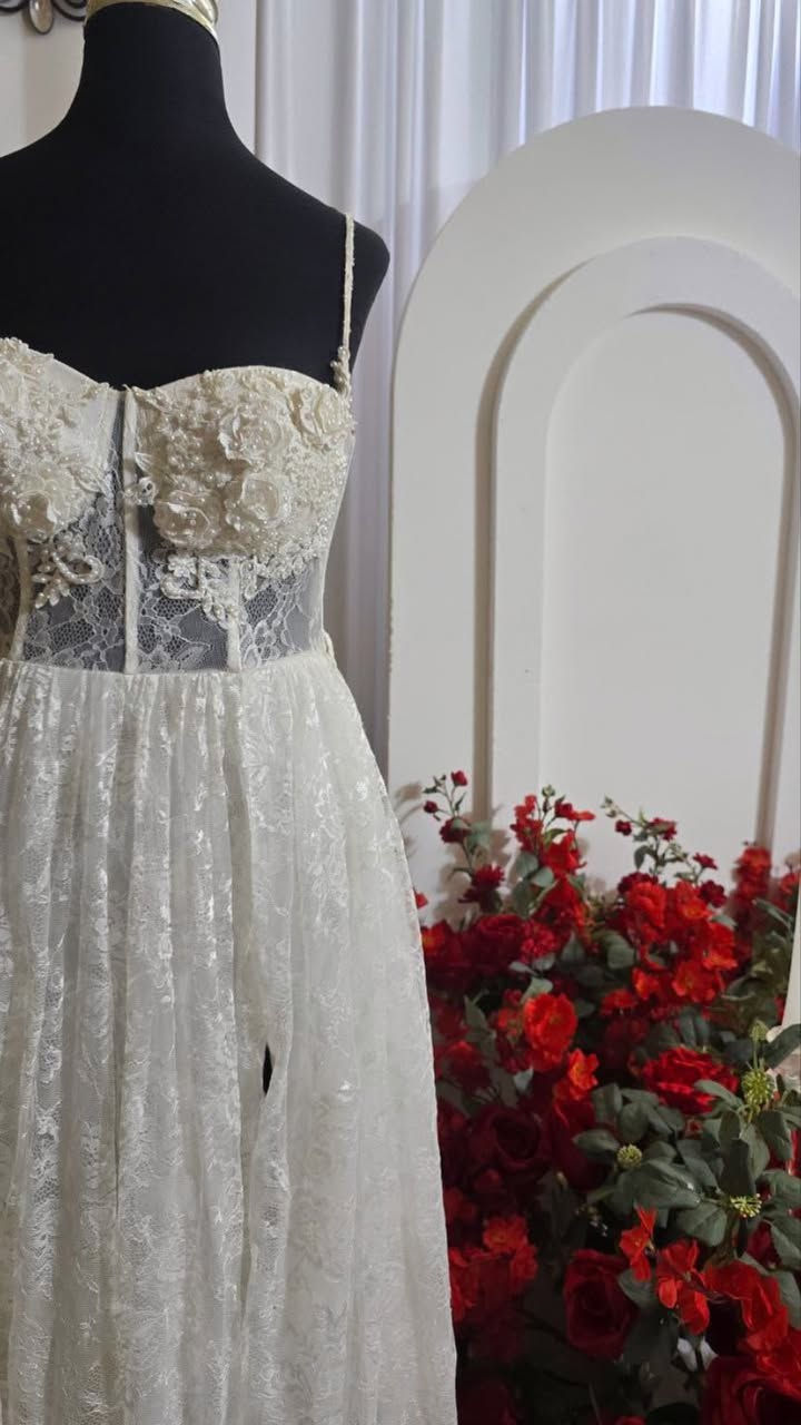 فستان مهر دانتيل ابيض
قطعتين يجي بنات اخذته بـ٢٢٠ من ميلانو واريده بـ ٨٥ توصيل مجاني يلبس قياس ٣٨-٤٠


**إذا كنت صاحب هذا الإعلان وتريد حذفه لأي سبب، رجاءا أرسل رسالة إلى الدعم الفني**