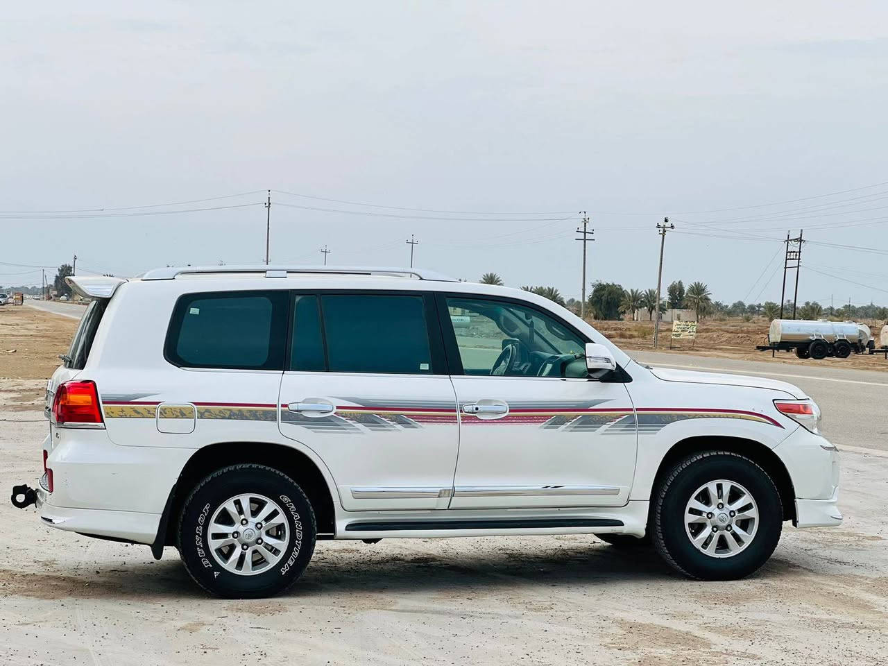 السلام عليكم
لاندكروز 2010 محدث 2015 مكفوله من كلشي

محرك ٦ سلندر

بغداد مميز رقمها

مكاني بابل الشوملي 

ماشيه ٢٠٠ حقيقي عل فحص

السعر 290 وبيها مجال

,***********
