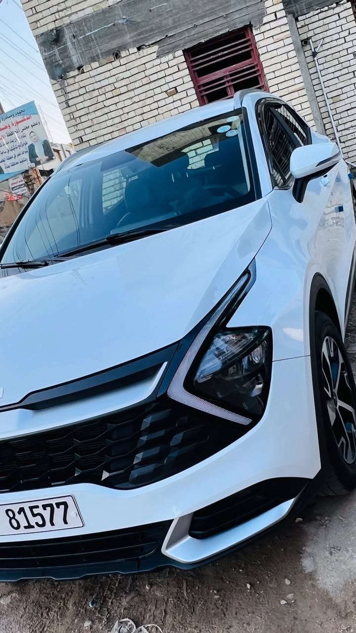 سبورتج 2023 للبيع خليجي ضمان الشركه الدولي
ماشيه 19 فقط 
مكفولة كفاله عامة
بصمه تشغيل  

مكينه 2000 دوش
هاند بريك بصمه
شاحن واير ليس 
شاشه ابل كار بلي 
قطعتين تبريد
حساس امامي وخلفي 
لايت زينون + LED
كشافات زينون
بكلايت LED
ويل كب 19
شفتات مقود
مثبت سرعه
نظام مانع الانزلاق 
نظام نزول منحدرات
نظام الايزو فكس
درايف مود SMART/SPORT/Eco/NORMAL
اشاير بل مري والمري قابله للطي
مخارج USB + مخرج كشن USB


**إذا كنت صاحب هذا الإعلان وتريد حذفه لأي سبب، رجاءا أرسل رسالة إلى الدعم الفني**