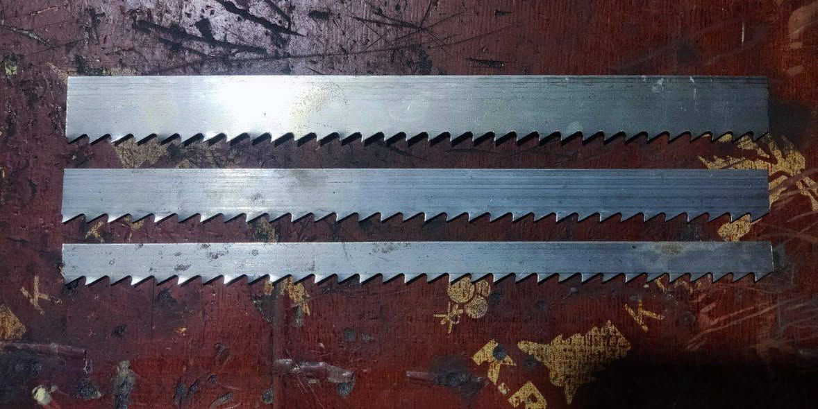 تفصيل كافة احجام المنشار (التيغ الشريطي) 
بأسعار تنافسية ومغرية،
عروض خاصه للعملاء الجدد.

لفات التيغ الشريطي ،
احجام كافة 
منشار 1 انج 
منشار ثلاث ارباع 0.75 انج
منشار نص انج 0.5

السعر 60 ألف فقط حصرا 
التوصيل داخل بغداد 5000 دينار فقط!
محافظات حسب شركة النقل!


**إذا كنت صاحب هذا الإعلان وتريد حذفه لأي سبب، رجاءا أرسل رسالة إلى الدعم الفني**