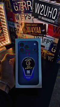 ايفون ١٧ برو ماكس نيلي ٢٥٦ بعده بالكارتونه ممفتوح السعر مليونين و٧٥ اع...