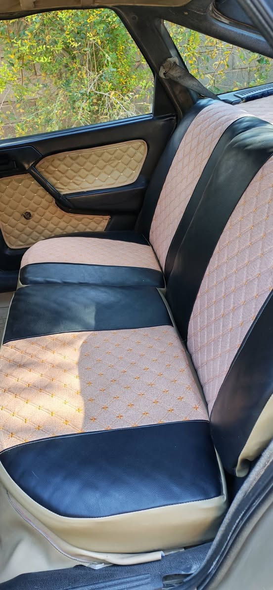 #اوبل #فكترا
#رقم #بغداد #انكليزي
السيارة بأسمي
لون سلفر فضي محرك ٢٠
جاهزة اي نقص مابيهة
ادامة جديدة بالكامل 
دوشمة مع الارضية شغل جديد 
كهربائيات كاملة 
#وارد #ياباني مو اوربي 
يعني نظام تبريد فقط تشد كمبريسر،، كير عادي
#بيع #فقط
مكان السيارة ديالى
#السعر ٤٠ ورقة 
الاتصال ع الرقم 
***********
