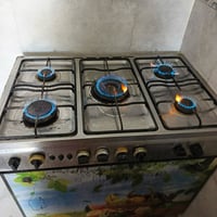 طباخ • شغال • بي مجال