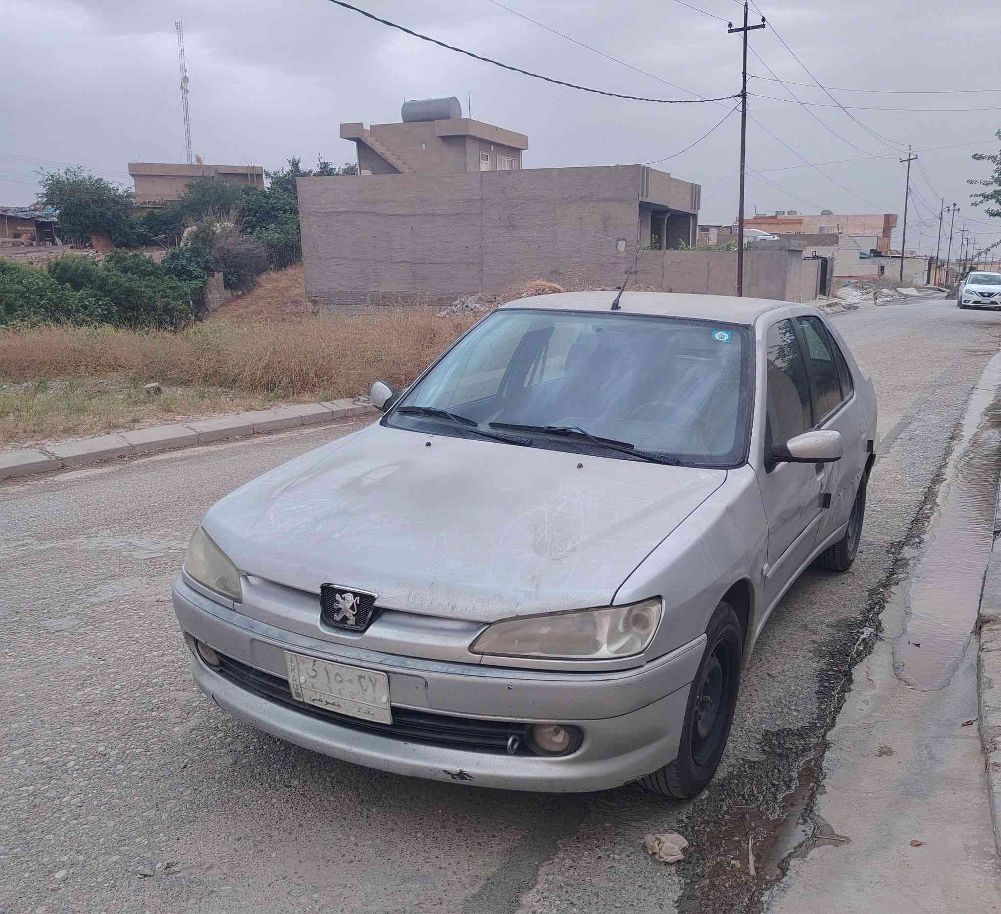 السلام عليكم بيجو للبيع موديل 2002السياره كلش حلوه  مابيهه ضرب ولا صبغ بسمي السعر 42 مكان السياره كركوك او أربيل رقمي ***********
***********
