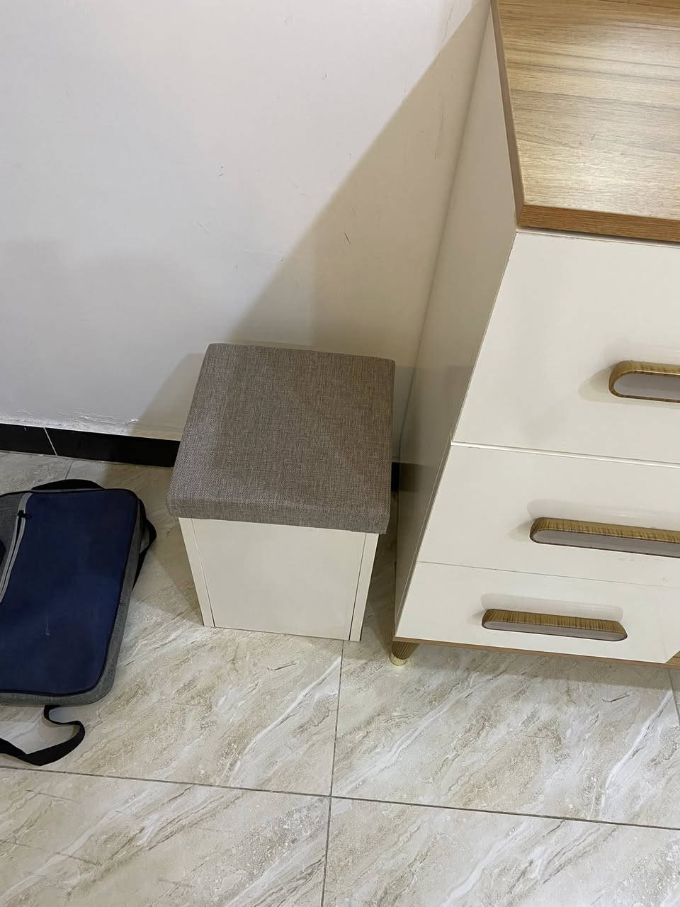 الاغراض كلمن و سعره
تواجد حي القاهرة الثانية 
تواصل واتساب ***********
