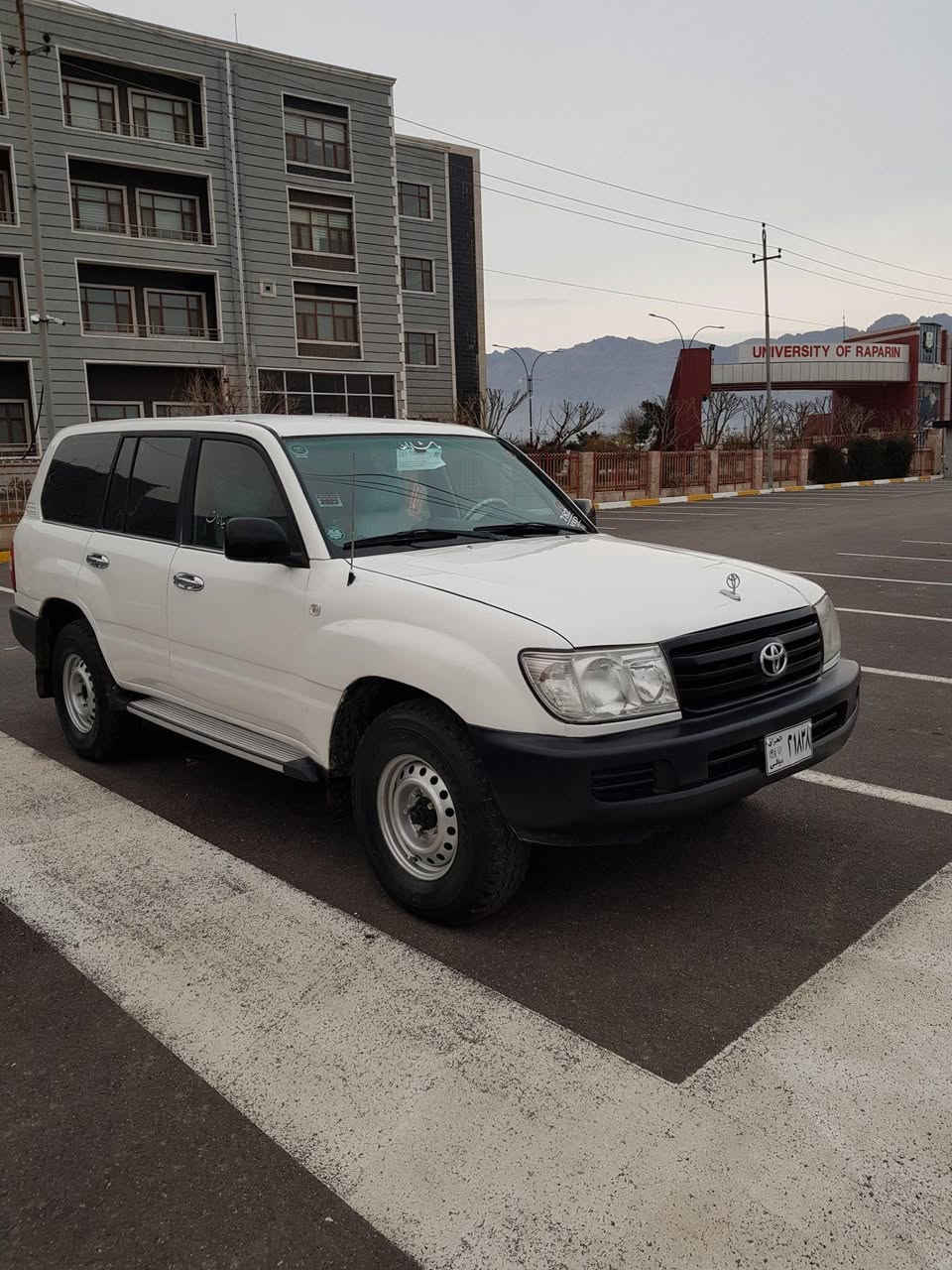 مؤنيكا شورته ي مؤديل 2004فول عادي به س گير تؤ ماتيكه كامل په مپه له سه ر ساغي گيرو مه كينه ي به شه رت ده بل ئه كسل به شه رت سه ياره كه وه ك تؤپه لاستيك وايه زؤر توندو تؤله روبه روو له رسمه كان جوان تره سعر 80وه ره قه  شوين چوار قورنه ژماره ي مووبايل ***********يان *********** رانية, السليمانية
