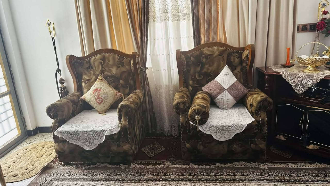 تخم كلش نضيف تسكام وثكيل
مكانه بابل حله حي الصحه
١٠ مقاعد
السعر مليون وبي مجال
@المتابعين
#بابل #اكسبلور#جميع #فولو


**إذا كنت صاحب هذا الإعلان وتريد حذفه لأي سبب، رجاءا أرسل رسالة إلى الدعم الفني**