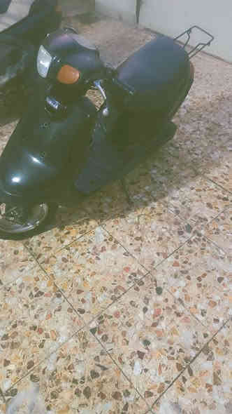 سلام عليكم شباب دراجه زعره للبيع هندر واحد سعر 160 وبيه مجال قليل اتصال  ***********
