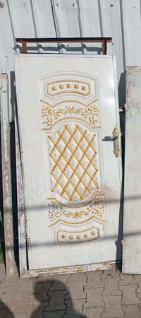 باب • نضيفه