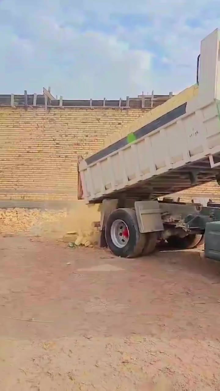 سلام عليكم طابوك لصلاح درجه اولى توصيل لكافت نحاء الناصرية رقمي ***********تصل وبيك  خير وتدلل واسعار مناسبه
