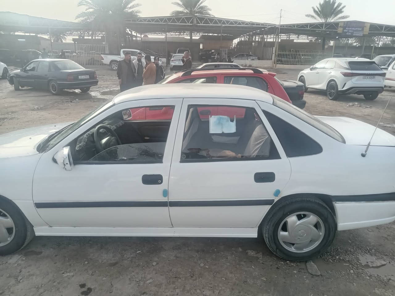 سلام او كليكم ابول فكترا 1994 مقفوله من كلشي سنويه لل2029 مكينه 20 سعر 38 بيها مجال سكن سامراء ***********
