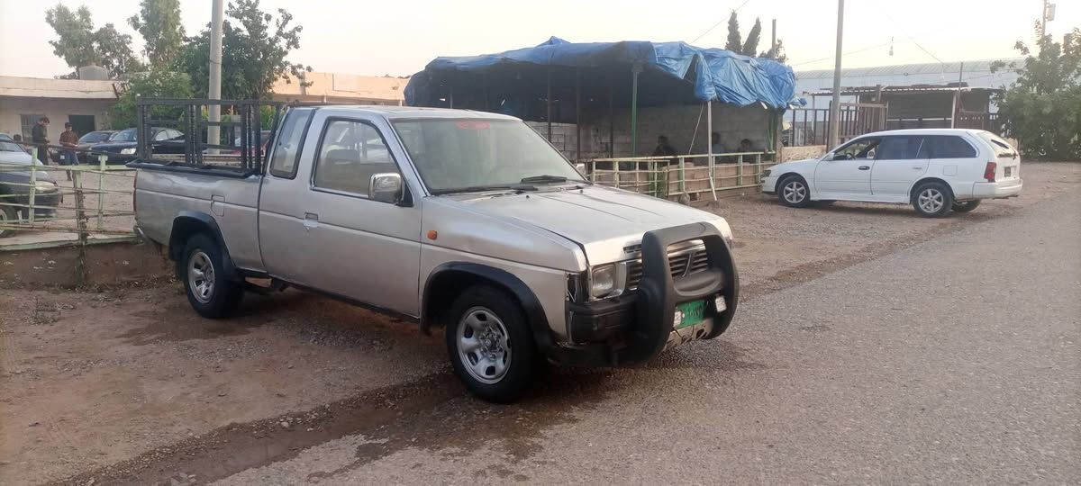 نیسان بۆفرۆشتن؟؟ئارم پلاستیک هەولێرەبەشەرت؟تازە سبوغ کراوەتەوە ؟مەکینە بیلادە؟مۆدیل 1991؟؟نرخ 17وەرەقە؟؟لەکۆیەم؟؟*********** السليمانية, العراق
