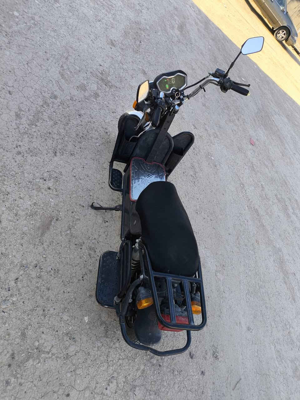 السلام عليكم ماطور شحن 6 بطاريات كامل من كلشي تايرات جدد بطاريات عل فحص مكان فلوجة *********** ***********9
