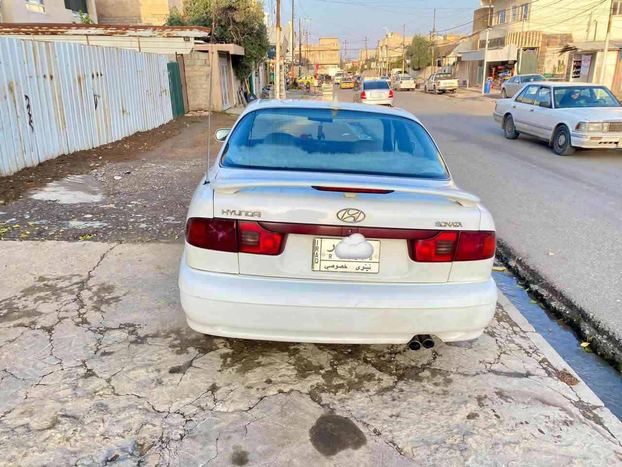 سلام عليكم 
سونتا تو 1994 
محرك 3000v6
كير توماتيك 
تحكمات ستيرن 
تبريد ثلج ❄️❄️ 
فتحت سقف
هيتارت بل مري 
تحكم بل مري 
بيها صبغ بوند جماليه بدون حادث 
ونص باب الخلف وجاملغ الخلف فقط بدون دواخل 

كوبون بانزين ورقي 
السياره 
شرط التحويل 
السنويه لل 2027
سعر 55
وبي مجال بسيط 
 ‭0771 980 5819‬ موصل, نينوى
