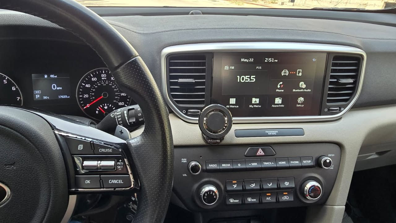 للبيع اسبورتج 2022 ماشيه 24 الف مكفوله التقرير تخريب فقط نقطه صبغ مابيه السعر 182 الاتصال ***********
