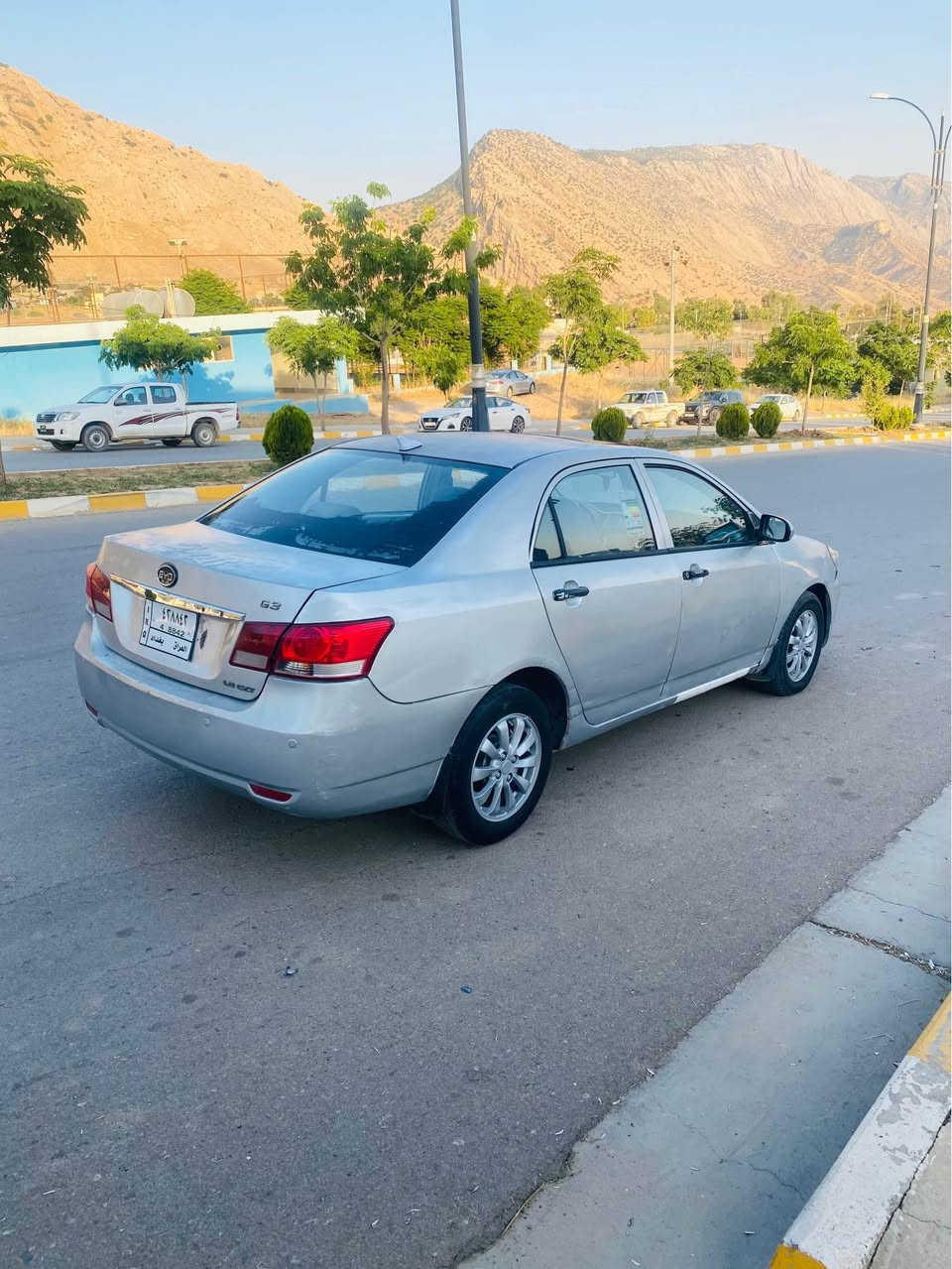 بیوایدی مۆدیل 2013  گیر تۆماتیک گێڕومەکینەی بیکاشۆ  نەکراوەتۆ بەشەرتە مواسەفات ناوزەرد شاشەئایپاتو کامیرە سلایت کوشن جلد تەبریت ساردوگەرم بەشەرت سەنەوی بەشەرتی ئەوالیاتو حاسیبەو پاکانەش بەوشەرتە بی دەعمولیدراوەبێ سارد یجی پیوە نیە بەوشەرتە  هەموگیانی لەسەردەقی شەریک ماوەتۆ بێ مەسرف جوار تایەی تازەی بۆ بسراوە  یەک یەک دینار مەسرفی تیانیە بەوشەرتە لە دەعامیوە بۆ دەعامی بەشەرت ئەی فرۆشم سعری ٢٨ وەرەقه ***********-*********** دار بنديهكان, السليمانية
