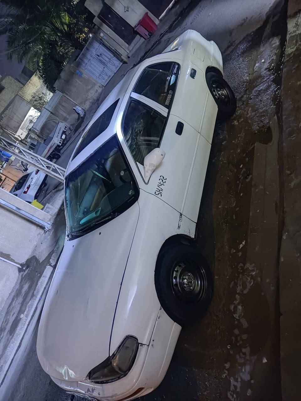 كامري مديل 94 رقم نكليزي  محرك 4 ابو الجف مكانها بغداد  عوزها مشط ستيرن ترهم مراوس بكروسيدا  سيارة بلاديه  محرك كير خير من الله تخم تاير ويل كارتون ***********
