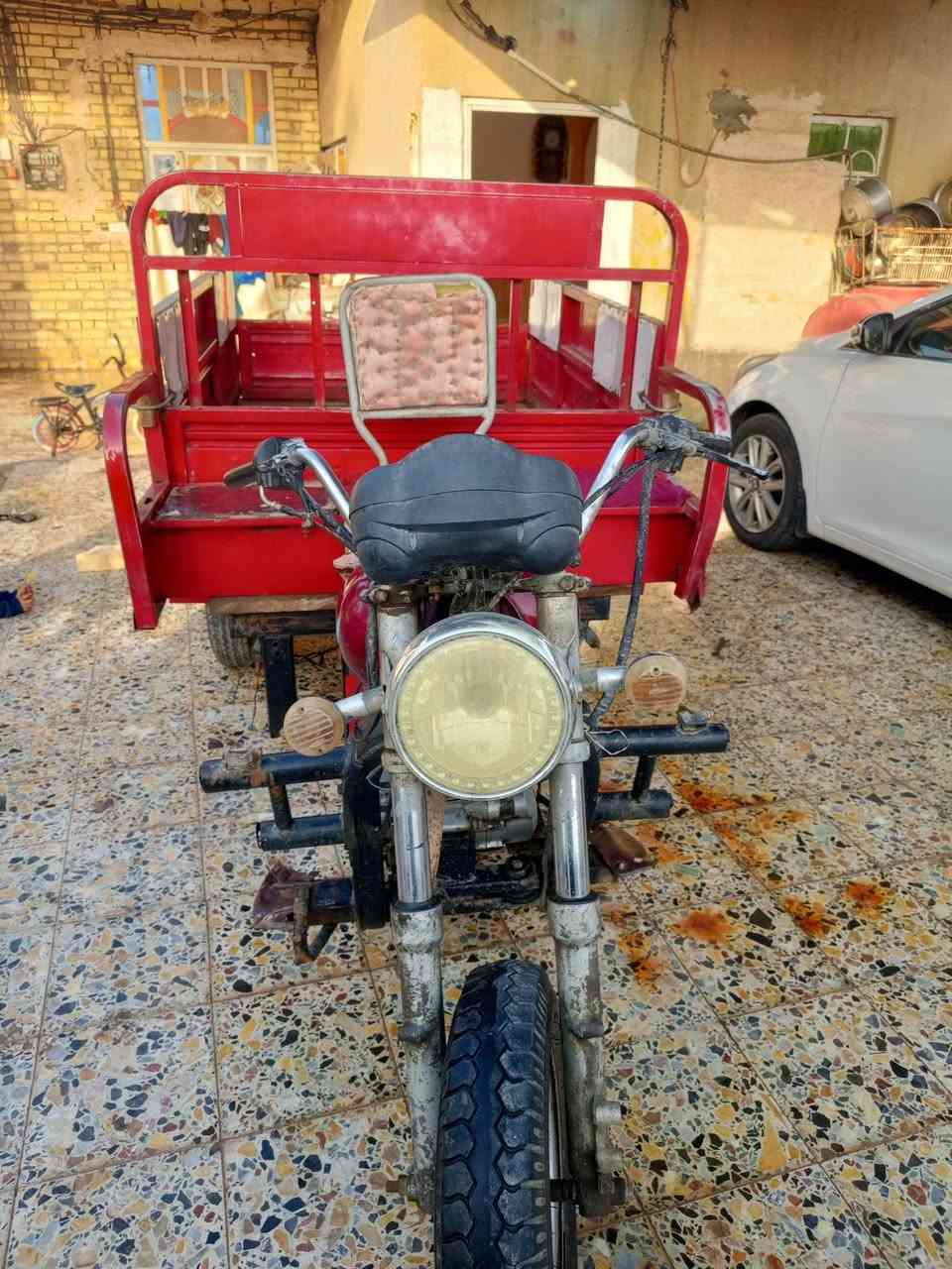 سلام عليكم ستوته للبيع يفان موديل2012ستوته مكفول شاصيه ستوته أوراق كامله سعر مليون 200وبيه مجال تصال علا رقم***********
