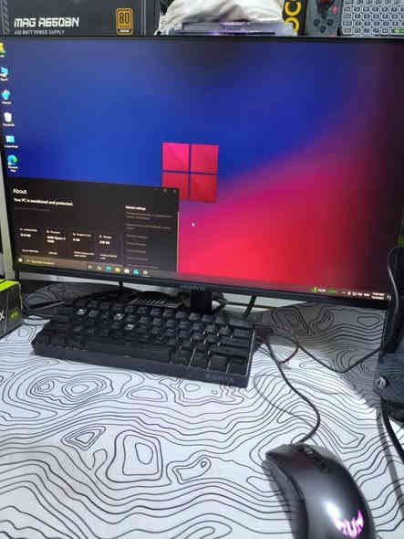 Ryzen 5 5500
ram 32 DDR4 3200 g.sikll
m.p b450 msi 
gpu rtx 2060 super 
m.2 256
p.s 650 w 
كيس من msi كامل 
طبعا هاي تجميعه للبيع وحدها او ويا شاشه 
موصفات شاشه كيكابايت 
200 هرتز
25 بوصه 
ips 
بيها سبيكر خارجي 
مستعمله فقط اسبوع 
جديده كامل ملحقات 
سعر شاشه فقط 165 الف
سعر تجميعه 625
اذا تريد فقط تجميعه موجود فقط شاشه موجود اثنينهن هم موجود 
مراوس ماعندي
توصيل موجود
وتساب فقط 
***********
