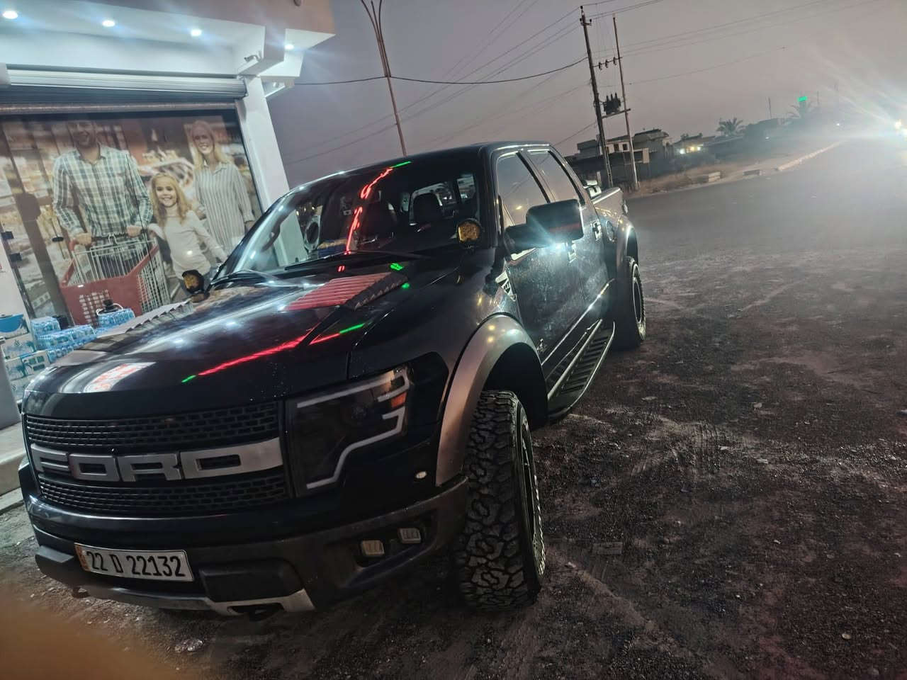 السلام عليكم ورحمة الله وبركاتة
فورد F-150 رابتر
فول مواصفات SVT
الموديل:• 2014
المسافة المقطوعة :• 186 الف ميل
المحرك :•6.2 بحالة الوكالة
كير:• جيد جداً
حدادية تايرات :•‎%‎90
بلاجكتور رابتر بلادي:•
منظومة غاز
صبغ جاملغ وربع بنيد فقط
مكاني:• صلاح الدين العلم
للأستفسار اكثر:• ***********
