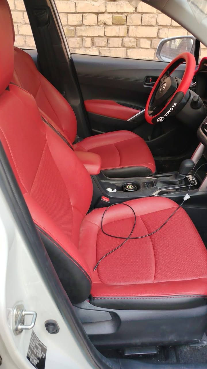 سلام عليكم
كروز هايبرد 2025 فول 
بصمة فتحة اوتو هولد  تبريد ابو الشاشة كرسي سايق كهربائي ودخول ذكي والسيارة فوول من الاخير وبعد كومة مواصفات معروفة الكروز والسيارة مال بيت بعدها على دهن الشركة وماشية 2300
 فقط والسيارة كفالة عامة وبسمي شخصيا شخط مابيها
رايدها ب27 ونص
وبيها مجال للطيبين ومكانها بغداد الحرية ***********
متواجد اتصال + واتس فقط ومامتواجد فيس او خاص
