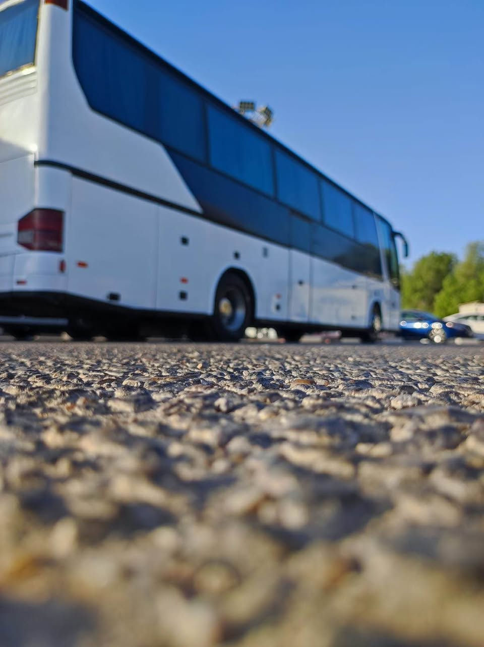 السلام عليكم ستره الفينيه سنويه 2001مارس رقم انكليزي الون ابيص ملوان بسمي عداد الركاب 49راكب خط وبحث جداد بصره نجف مكينه استاندار 8سرندر كير صطر اربعه بربعه تبريد شباح جبير تخم تايار باتريات جداد سياره جاهزه العمال شغاله عل وفود
بيع او مراوس حسب القناعه سعر الباص 300ورقه يعني 3دفاتر 
وهاذه رقم مالك الباص /***********/ بي واتس اب وربي يرزق الجميع النجف, العراق
