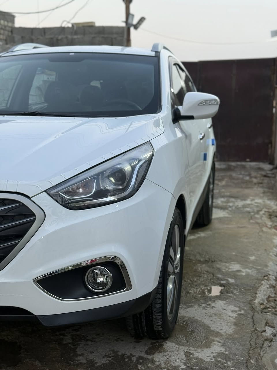 توسان 2014 وارد خليجي
رقم بغداد باسمي 

مكفوله كفاله عامه عده شوي صبغ فوك التريشه مال باب شي بسيط وسونار مرفق بلمنشور 

مكينه 2000 دوش مكفوله لافتح ولاشي عله وضع شركه 

كير كفاله عله وضع الشركه

صدر امامي خلفي جديد 

تخم تاير جديد 

تبريد ثلج 

ماشيه 94 

عارضها

150 وبيها مجال 

سونار مرفق بلمنشور 

مكاني بغداد 

***********
