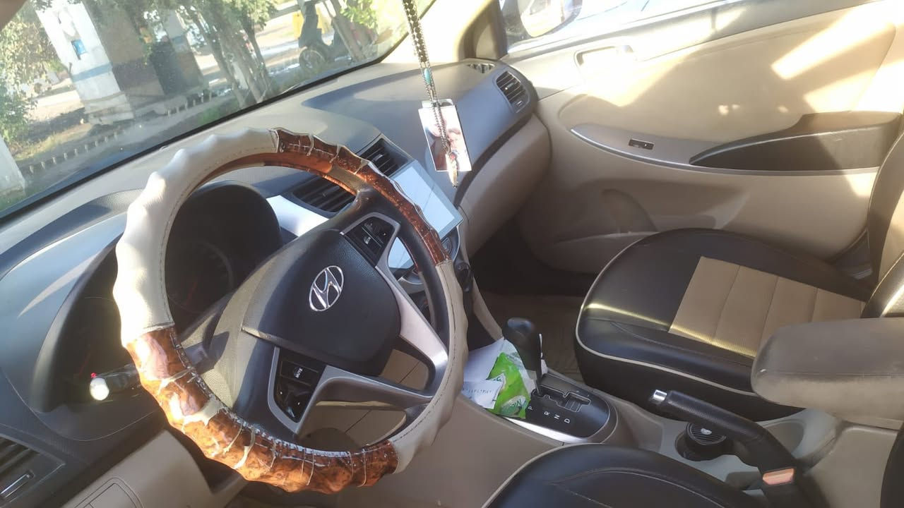 السلام عليكم اكسنت 16 محركه 1600 خليجي

مكفوله بيها جاملغين فقط الباقي كفاله سياره نضيفه خير من الله مكان السياره بابل الحله :*********** للستفسار
