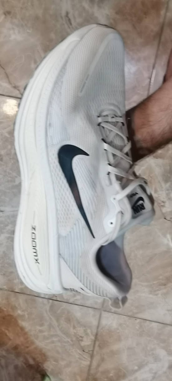 Nike Run vomaro 18
قياس 47.5 موديل 2024
طول قدم 31
باله اروبيه اورجنال نضيف توصیل مجاني


**إذا كنت صاحب هذا الإعلان وتريد حذفه لأي سبب، رجاءا أرسل رسالة إلى الدعم الفني**