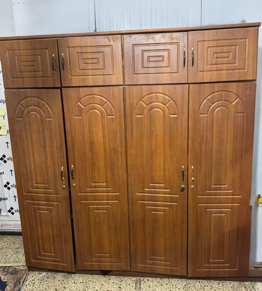 غرفة مال نفر للبيع مكاني الدورة  ب250 وبيها مجال ***********
