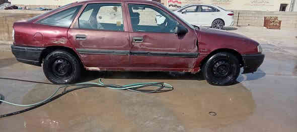 السلام عليكم
للبيع او مرواس 
اوبل فكترا 18
فحص صلاح الدين 
محرك زين 
كير زين 
تايرات نص عمر 
كهربايات شغاله كلها 
ماندل راعيها 
سياره مكفوله 
سعر 12وبيها مجال 
مكان السياره الحويجه 
رقم الهاتف ***********
