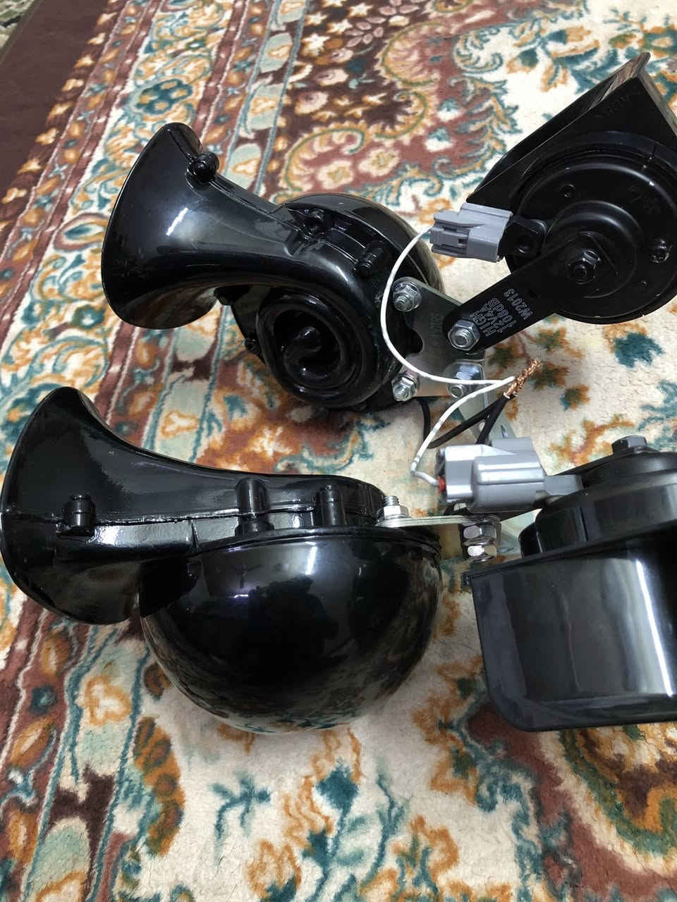 هورن طاط ملكي الاصلي امريكي ملف نحاس السعر ب 60 الف


**إذا كنت صاحب هذا الإعلان وتريد حذفه لأي سبب، رجاءا أرسل رسالة إلى الدعم الفني**