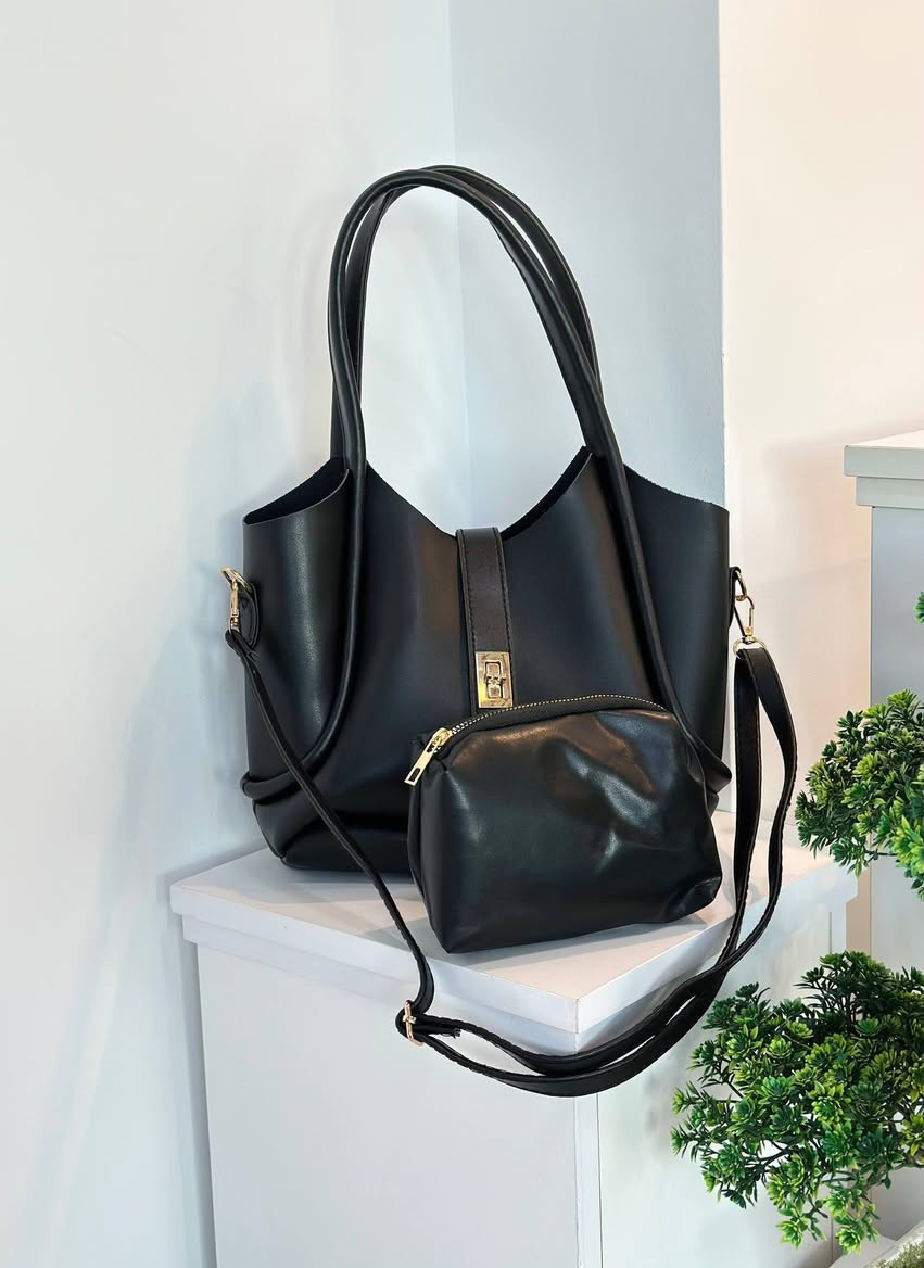 حقيبة ماستر كوالتي عالييي✨🩷انيقة وعملية بنات جلدهم يجننن واسعارهم تجنن🩷✨


**إذا كنت صاحب هذا الإعلان وتريد حذفه لأي سبب، رجاءا أرسل رسالة إلى الدعم الفني**