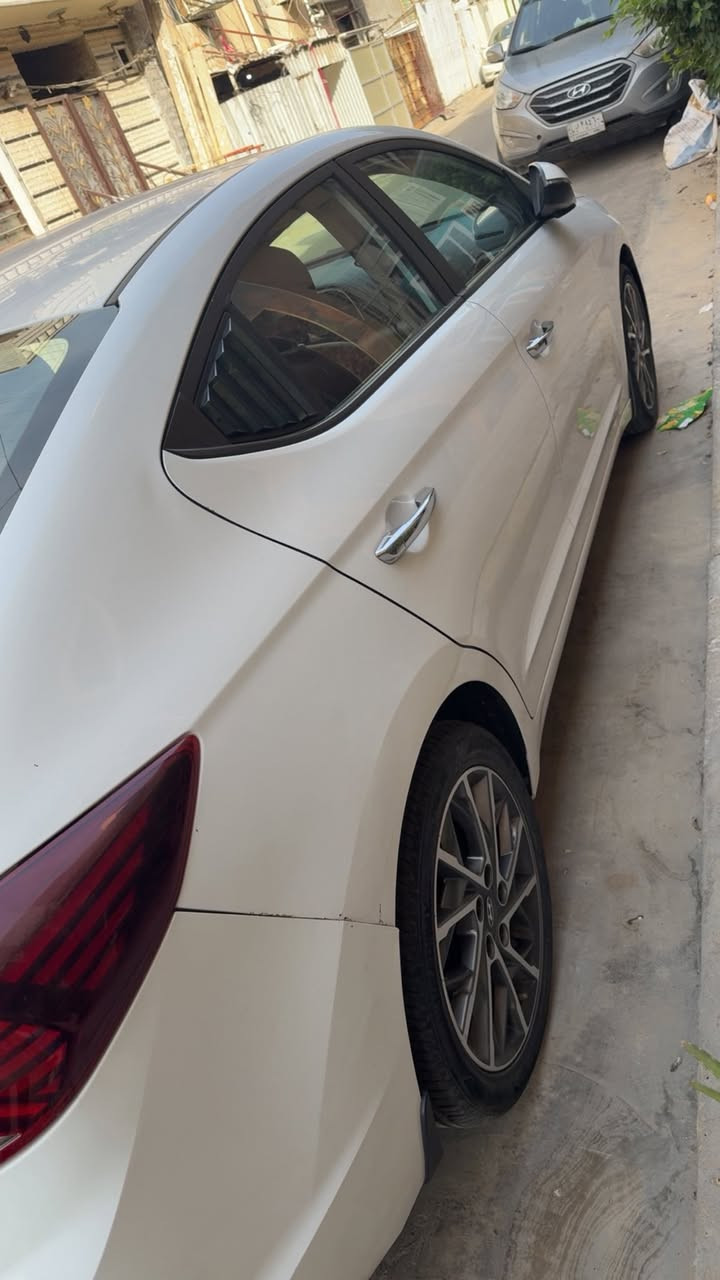 السلام عليكم
النترا خليجي 2019 فول 

رقم 18 بابل مشروع وطني تتحول بأي محافظة شرط التحويل

السيارة نظيفة بيهه صبغ بالجاملغ الخلفي وبارد بالهلال

ورصعات بسيطة

كير مكينة تبريد مكفولات

السيارة مابيهه نقص

ماشية 73

بصمة ابواب وتشغيل

فتحة

تبريد قطعتين

محرك 2000

حساسات امامي وخلفي وداش كام

مكان السيارة بغداد

***********
