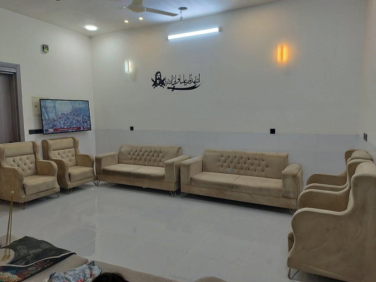 تخم 10 مقاعد كلش حلو مابي اضرار تفصال قوي ***********بيه واتساب يوجد توصيل
