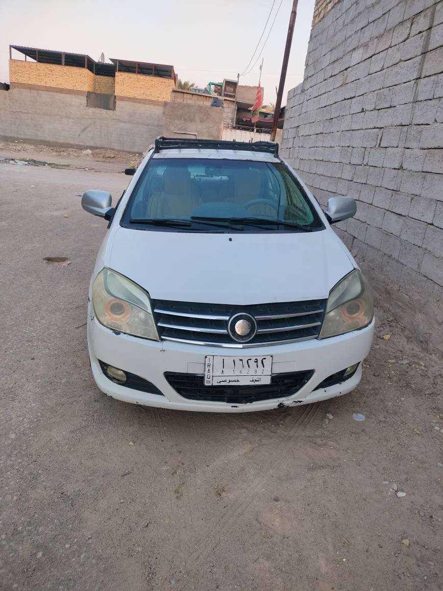 السلام عليكم سياره جيلي ام كي سياره بسمي  تحويل ثاني يوم السياره مثل ما موضح عندك بل صوره. السياره مكينته كايمه بس شغاله سياره وبيه ضربة من وره وقطعتين مبدلات باب وجاملغ تبريد شغال.  السعر 18 وبيها مجال بصيط مكان سياره نجف حي الرضوية رقم تلفون ‏‪0780 473 9401‬‏ النجف, العراق
