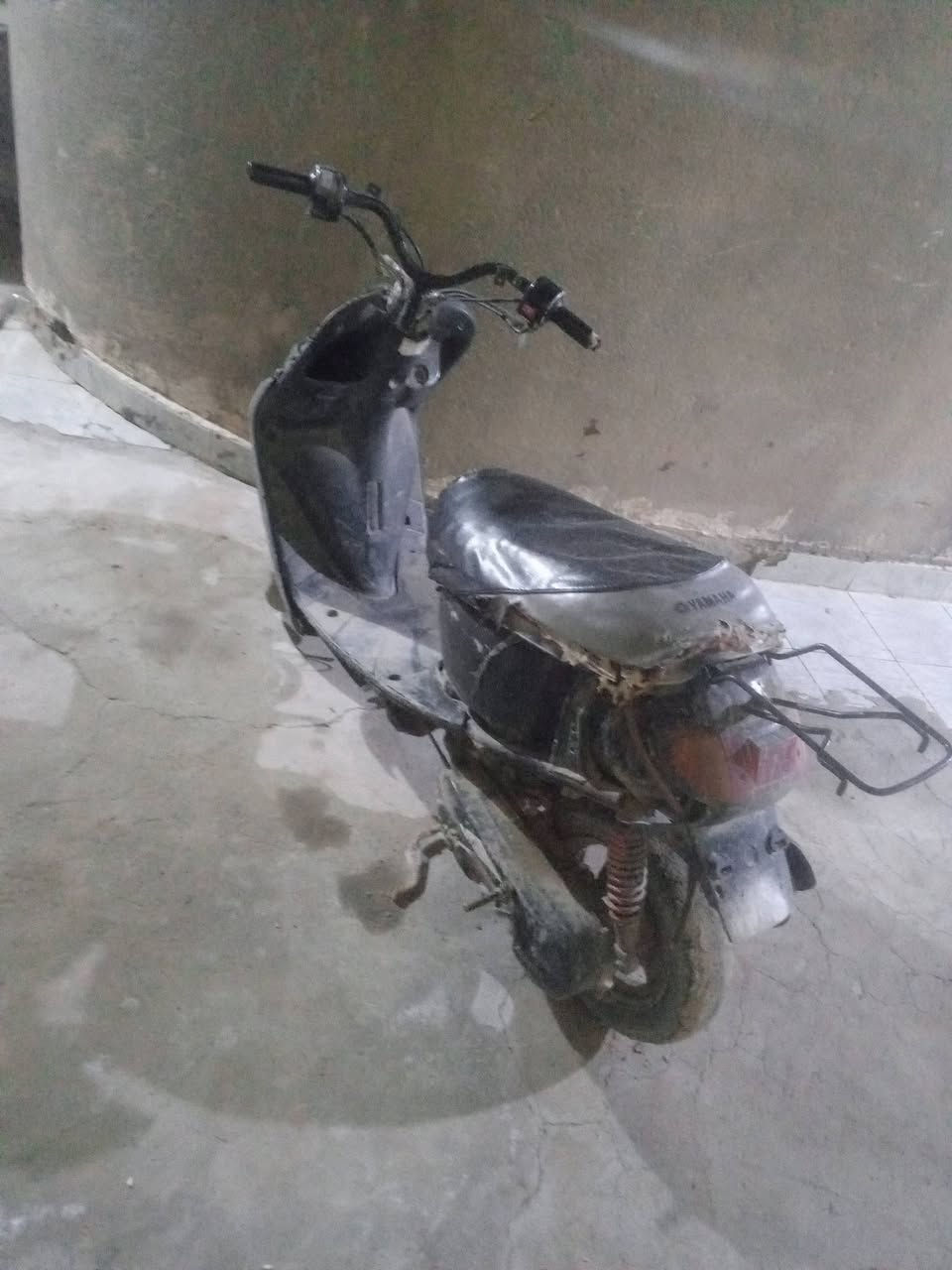 دراجة منغولي فحل للبيع كوم حديد سعر خمسين ألف قفل ***********
