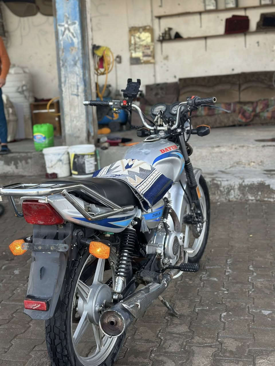 للبيع دراجه دايون موديل 21طالعه نهايه سنه يعني يعتبر
22 اوراق اصولي شغاله سلف هندر ماعايزه شي كهربائيات كله شغال مكينه برقي ما مفتوح بيه بس مبدل كلجات السعر ب مليون و 100 وبيه مجال للاستفسار ***********
