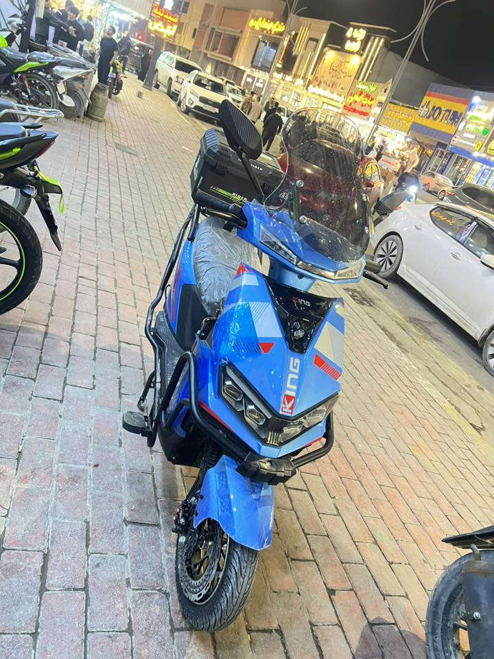 سلام عليكم شباب …ماطور شحن بعده جديد شتريته مليون وميتين وهسه اريد ابيعه مستعجل علبيعته ماشي 500 متر السعر مليون …‭0789 247 4635‬
