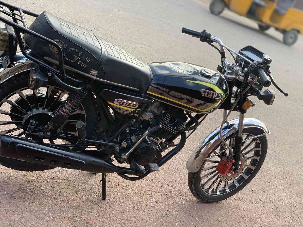 السلام عليكم دراجة سونك مديل 2024 كفالة عامة احلة من الصورة كلهة شغالة مابيهة اي نقص مكاني بغداد الاستفسار عل هاذة الرقم ***********السعر 700وبيهة مجال
