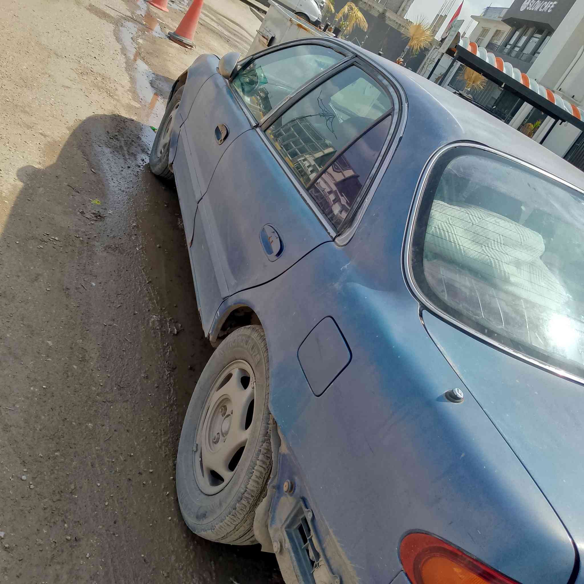 من رخصت مدير الكروب سوناتا ٢ موديل 1994 باسمي السعر36  وبي مجال بسيط حك جيتك رقم ديالى وهذا رقمي اتصل وبخدمتك ***********
