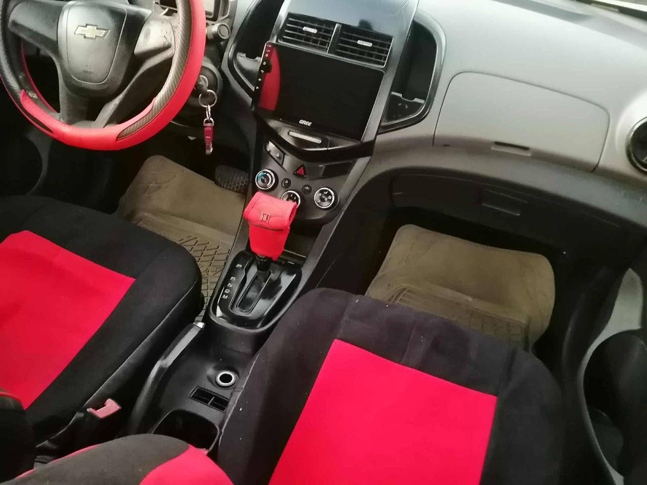 سياره شوفرليت سونك خليجي سياره جاهزه من كلشي احله من الصوره  سعر 72 وبيه مجال ***********
