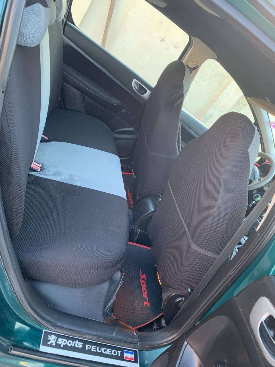 *********** / *********** للبيع بيجو فرنسي موديل 2005 سنوية مشروع وطني جديد بسمنا شرط التحويل لحد 2031 هزة جديدة يعني بدون نقص بيها دفترا بانزين كلير عام جمالية سبب الجلح فقط شرط الفحص اي ضربة ما بيها سعرها 55 بيها مجال بسيط مكان السيارة كركوك 
* كير محرك بشرط لوك 
* تبريد ثلج تدفتى شغال 
* كهربائيات كيجات كله شغال 
* صدر كامل جديد على أيدي 
* تخم تايرات جديد
* تخم ويل كروم جديد 
* بطارية جديدة 
* قفل مركزي سنتر لوك بلادي 
* جام امامي جديد 
* شاشة تاب اصلي مع كاميرا دوارة
* كاعية جلد سهلة التنظيف 
* غرفة نظيفة مواضح بصور 
السيارة كلش كلش ناعمة و الحمد لله بدون نقص جاهزة على اخر حبة كركوك, العراق
