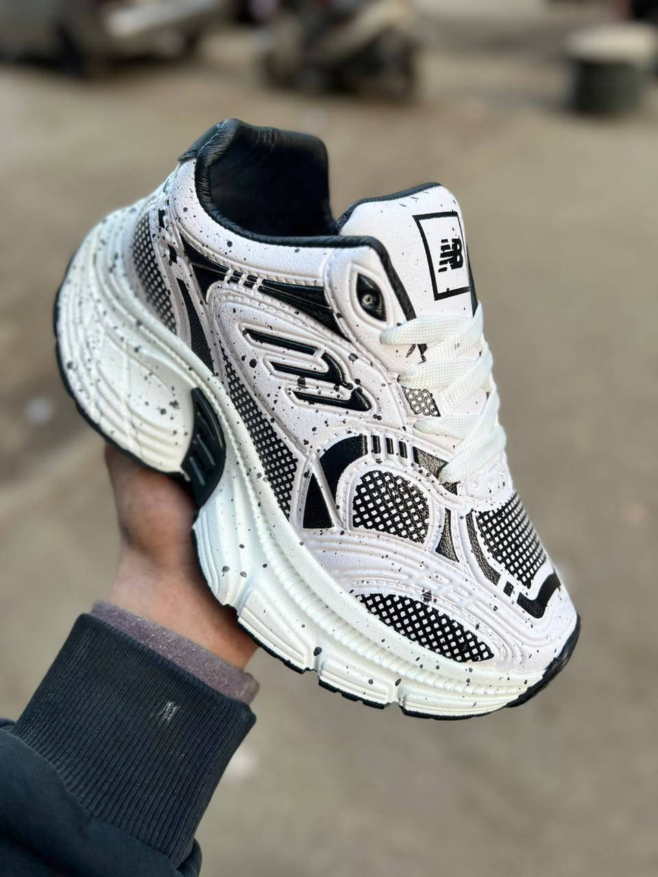 كرجو حريمي علام 
حقن بيور فرش طبي 
الكرتونه 5جوز 
مقاسات 37/41
السعر 160
الكرتونه 800


**إذا كنت صاحب هذا الإعلان وتريد حذفه لأي سبب، رجاءا أرسل رسالة إلى الدعم الفني**