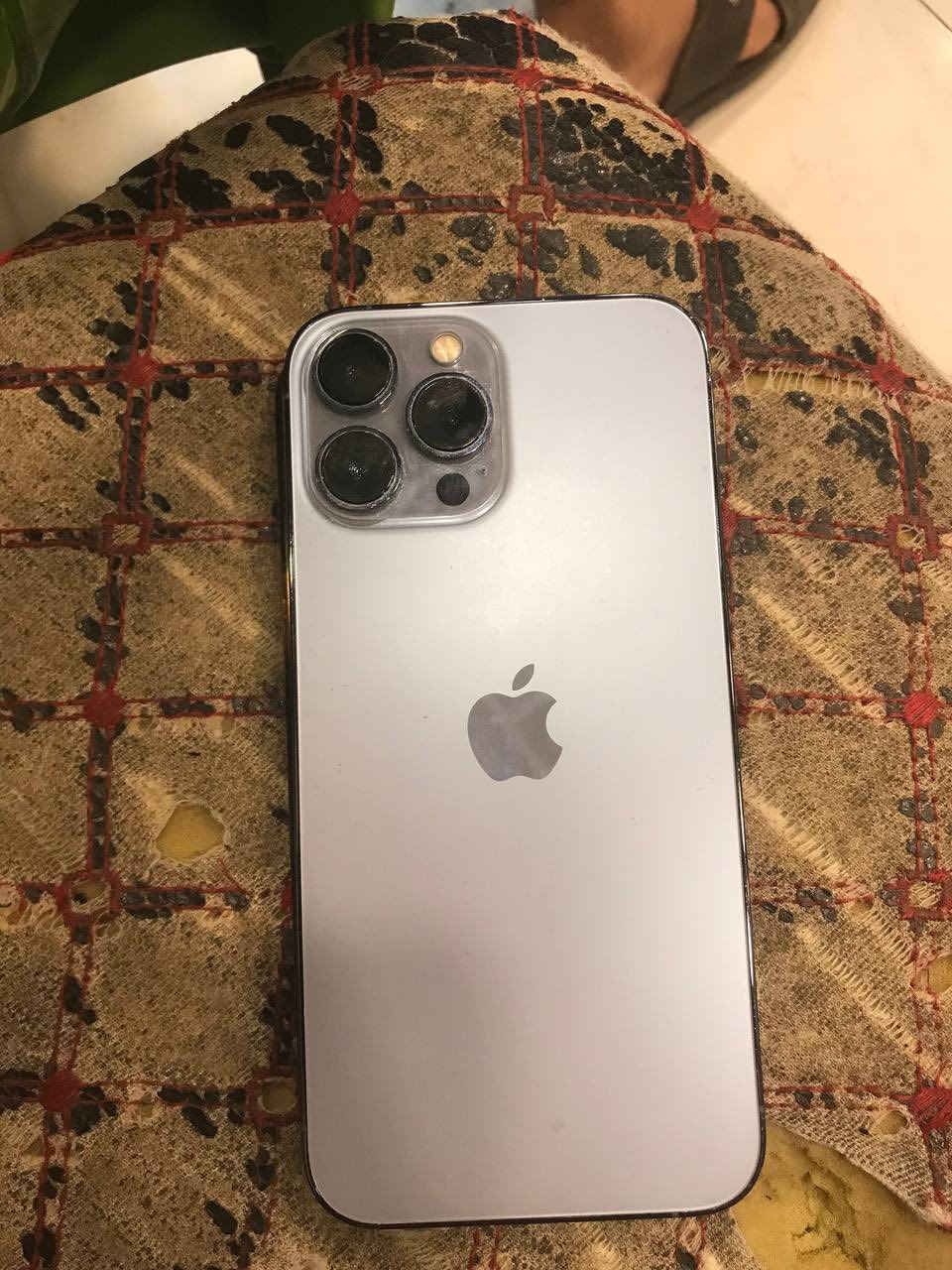 ايفون ١٣برو ماكس ما مفتوح على فحص السعر خاص ***********
