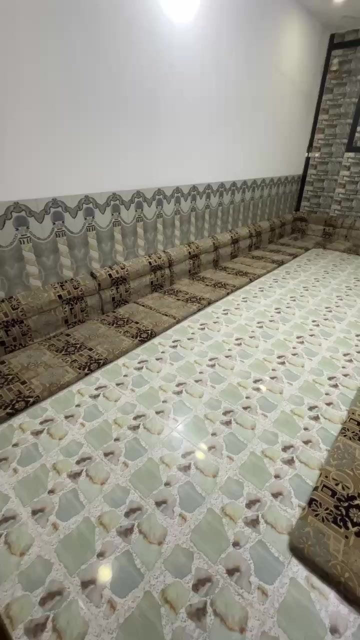 على بركة الله السلام علیکم بیت بالقاطع مساحته 125 واقع حال 140 للبيع او مراوس بعرصه ٢٠٠  أو ۲٥٠ للاستفسار لاتصال على رقم *********** مراسلة الصفحه
