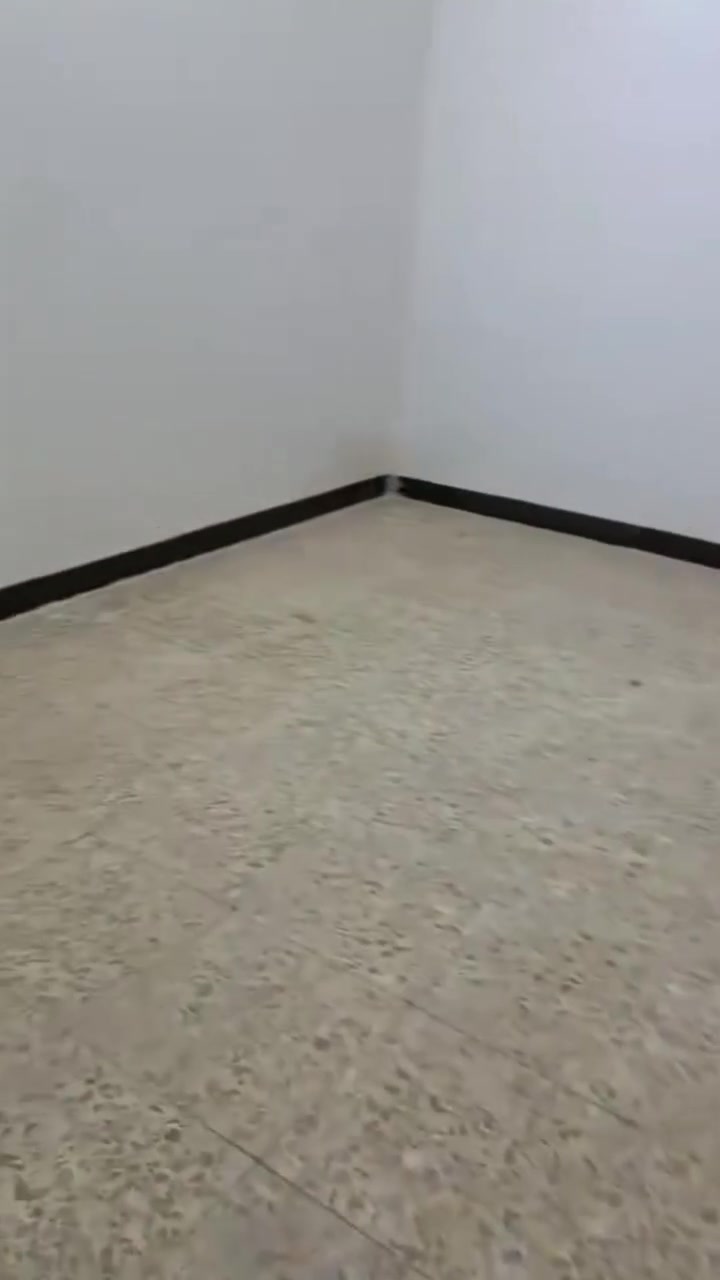 السلام عليكم بيت للبيع مساحه ٦٥ متر بلدسيم الفتحه مال الصيطره مال ٧٢ ثاني فرع مقابل اسوااق جدو للاستفسار الاتصال على الرقم ***********واتساب
