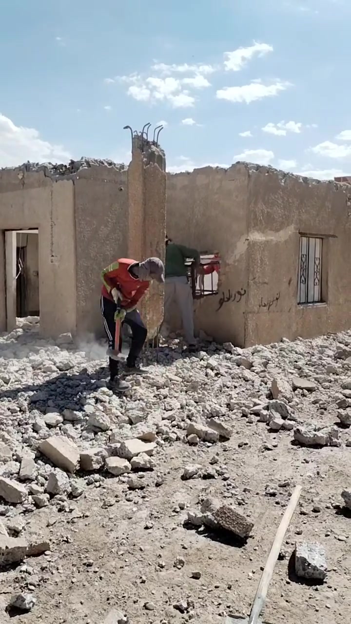 تفليش الدور ورفع الانقاظ وتعديل الارضيه بمواده فقط تحياتي للجميع ***********
