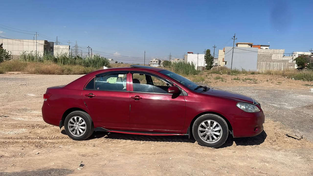 السلام عليكم سياره BYD
للبيع السعر 55 قفل من الخير 
صبغ حزام جماليه 
ضرر مالها باب النفر ول بوند شويه 
السياره احله من الصور جديده على ايدي من 2013 
السياره ب اسمي 
السياره كلها شرط فقط محرك انطيك هوا فحم هوا بيي نفخ بس ابيع فحم 
سياره جاهزه 
تبريد ثلج ❄️
الستفسار على رقم / ***********
