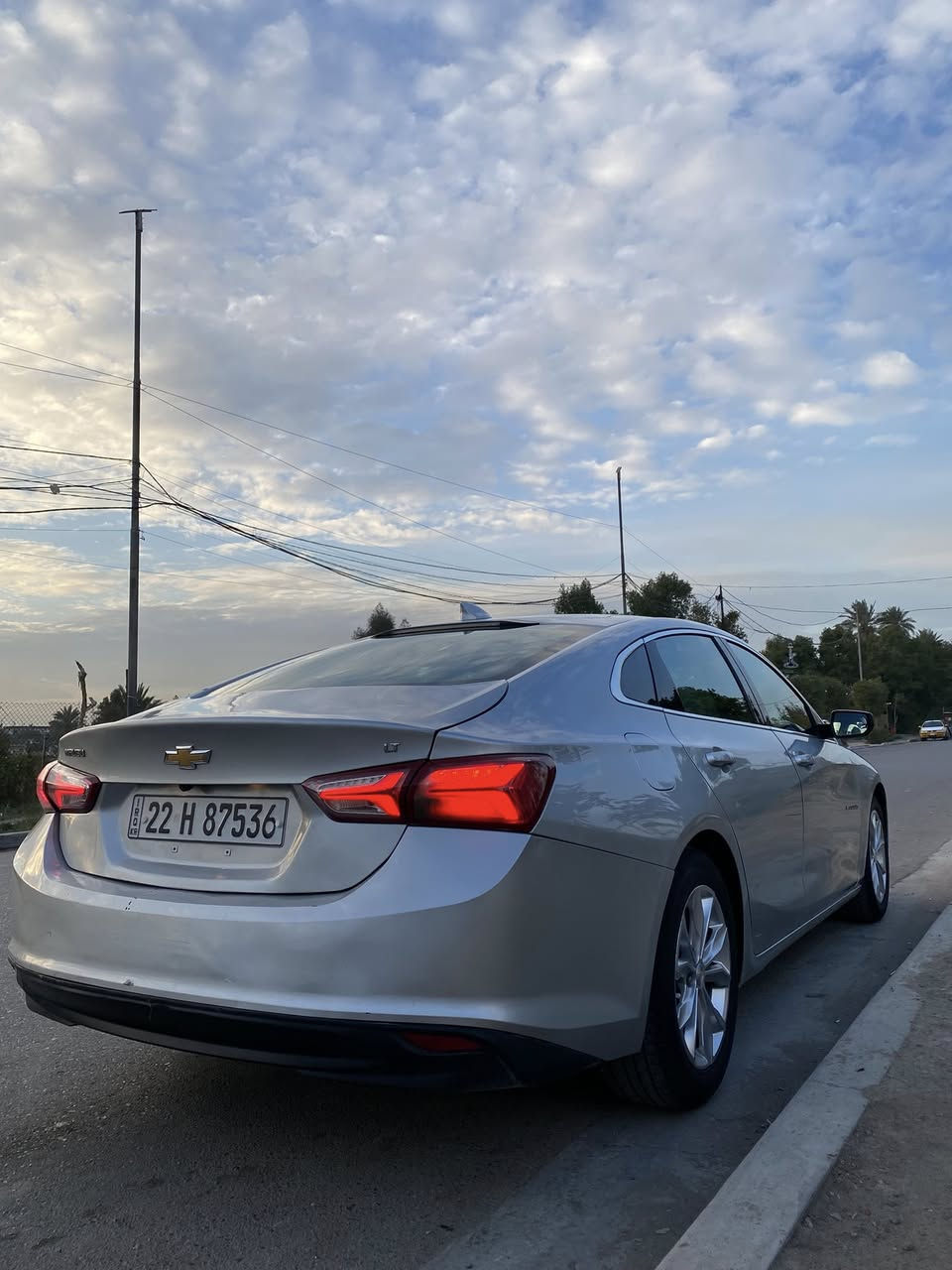 ماليبو LT 2021 محرك 1500 تيربو ( 1.5T )
السيارة بأسمي ( تحويل ثاني يوم )
رقم اربيل ، الرقم الجديد + هزة جديدة 

( حادثها خفيف كلش جنطة ومصلحة بارد نفسها ) + الجاملغ الأمامي مطخوخ بالعراق وهم مصلح بارد نفسه ) وكلها موضحة بالصور

مواصفات الـ LT المعروفة :
- بصمة ، تشغيل عن بعد ، ابواب بصمة
- تحكم ستيرن ، كاميرا دوارة ، حساس اطارات
- كشن كهرباء ، تدفئة كشنات
- مانع انزلاق ABS ، اوتو ستوب ، مثبت سرعة
- تبريد قطعتين امامي خلفي ، التبريد الامامي مناخين منفصل ( sync ) 
- شاشة كاربلاي + اندرويد اوتو ، 2 منافذ شحن TYPE C و USB 
- لايتات زينون اصفر عالي ناصي 
- ايرباكات بلادية وسليمة 100‎%‎
- السيارة ماشية 106.000 ميل

* باتري جديد + تخم تايرات جديد + قاعدة فيتبم كاملة جديدة وبلكات جديدة من علي الكردي + دهن وفلتر كير اصليات مبدلات قبل شهرين + ادامة 

السعر : 132 ورقة وبيها مجال بسيط جداً
للتواصل على الرقم : ***********
